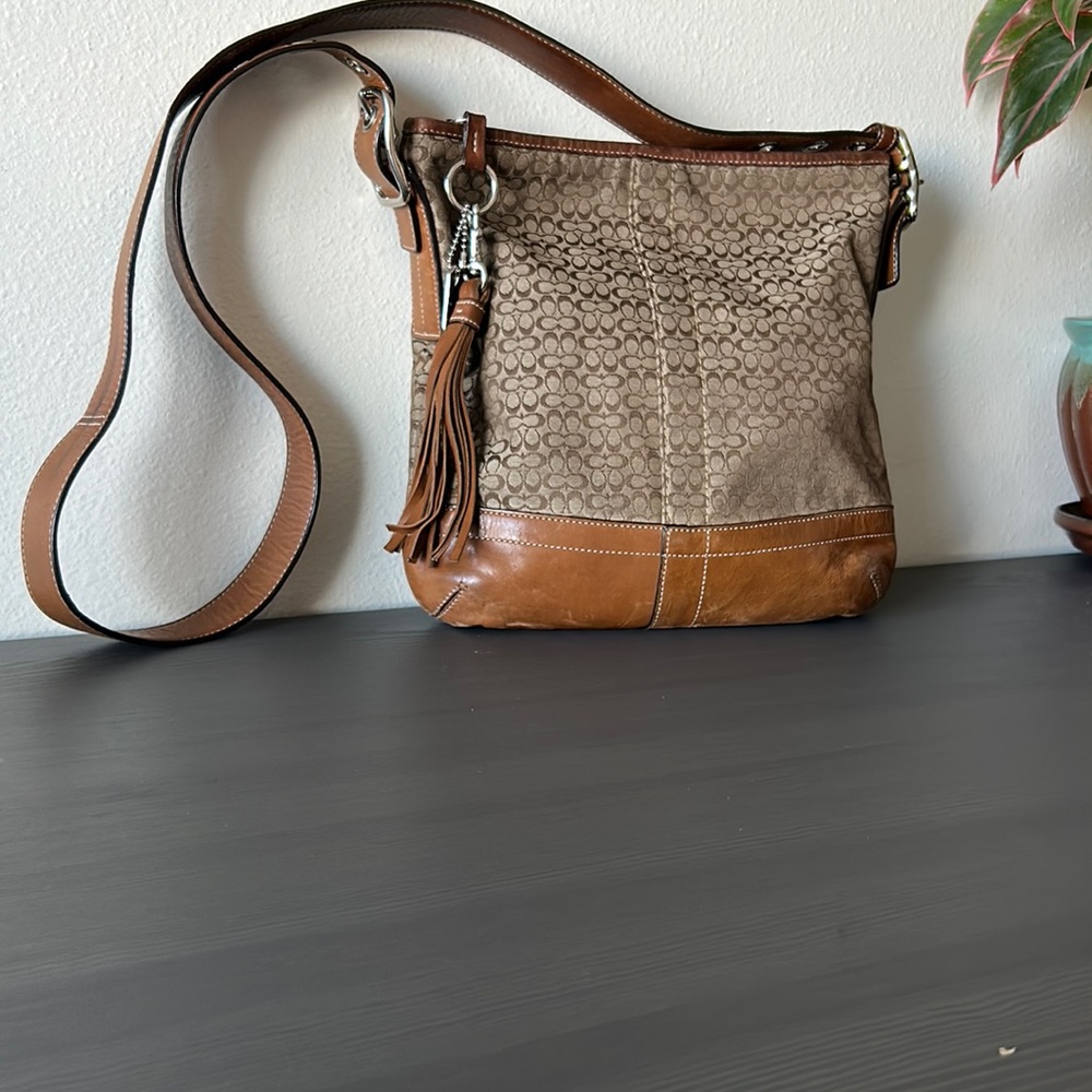Vintage Coach Signature Crossbody